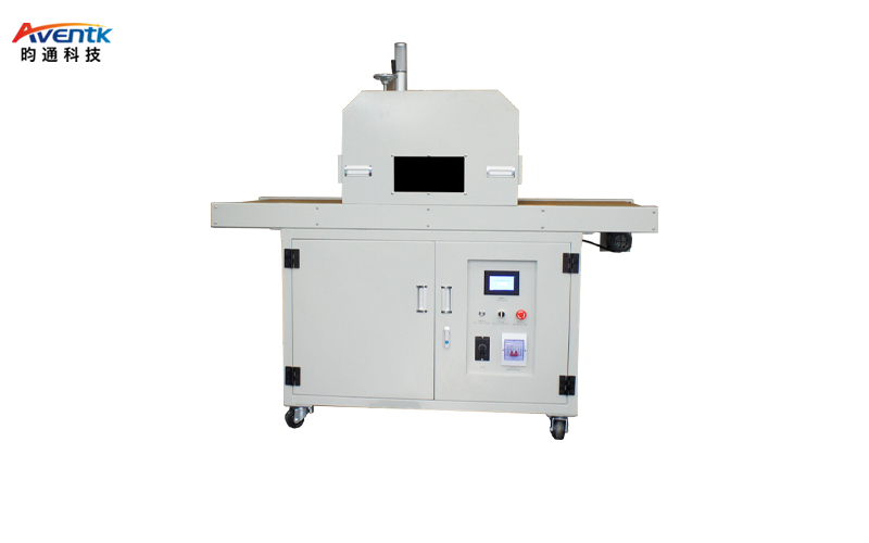 昀通科技UV固化機在實驗室的廣泛應(yīng)用滿足多樣實驗需求，賦能實驗研發(fā)