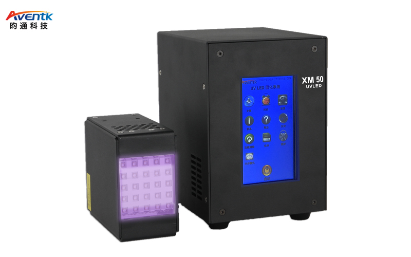 50mmx50mm面光源UVLED光固化機(jī) 50mmx50mm面光源UVLED光固化機(jī)